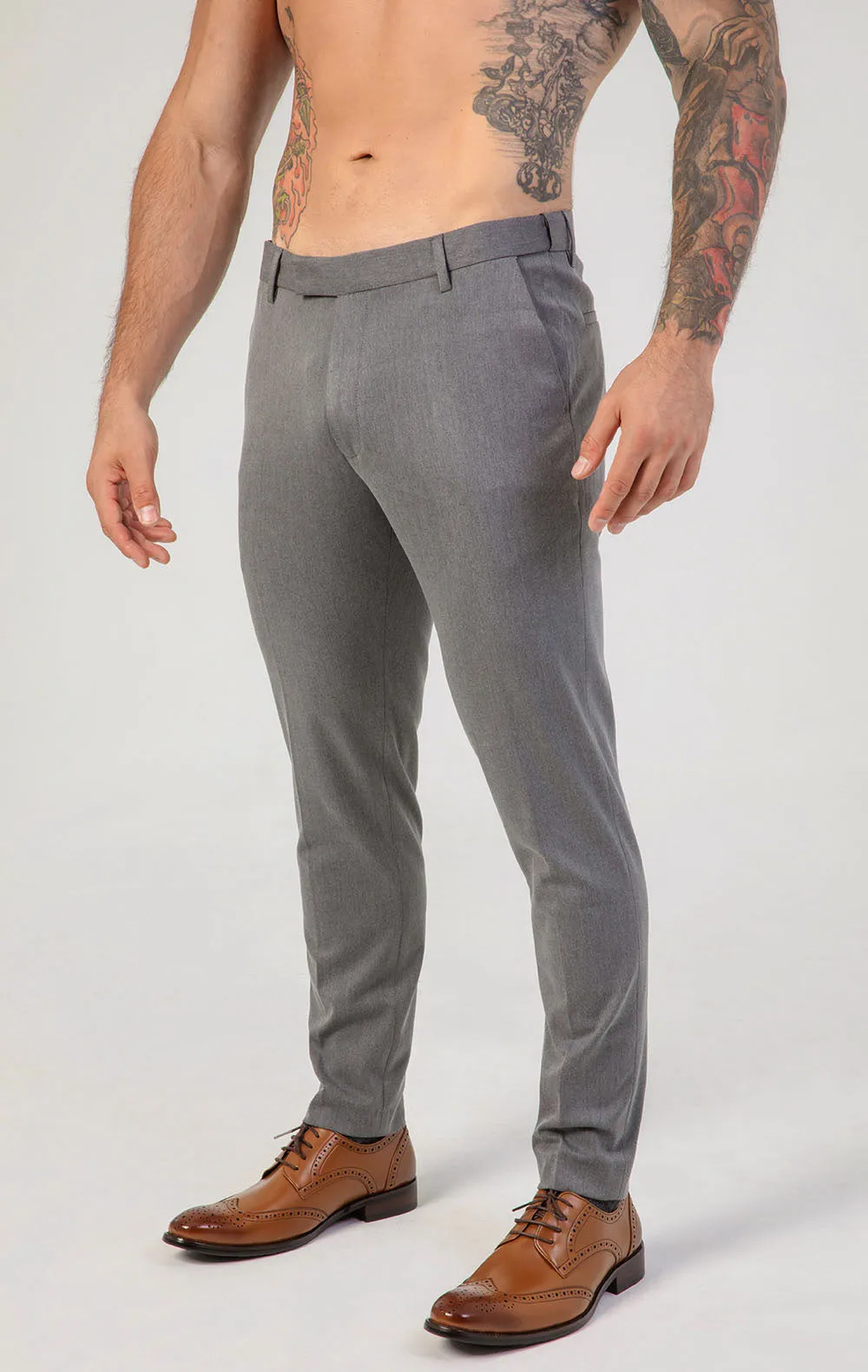 Contour Fit Pants : Gray