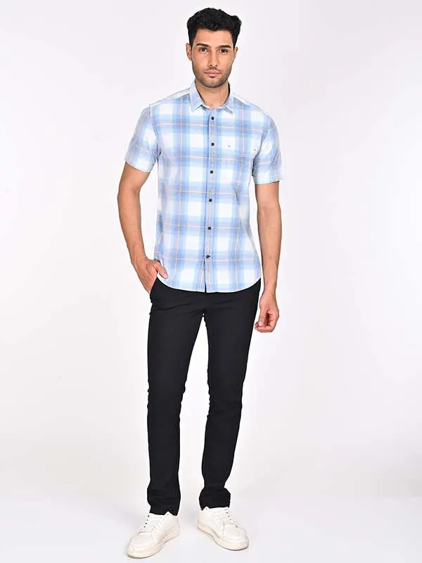 Men Checked Half Sleeve Cotton Shirt