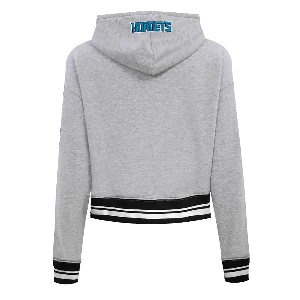 NBA CHARLOTTE HORNETS SCRIPT TAIL WOMEN'S RIB FLC CROPPED PO HOODIE (HEATHER GRAY/BLACK)