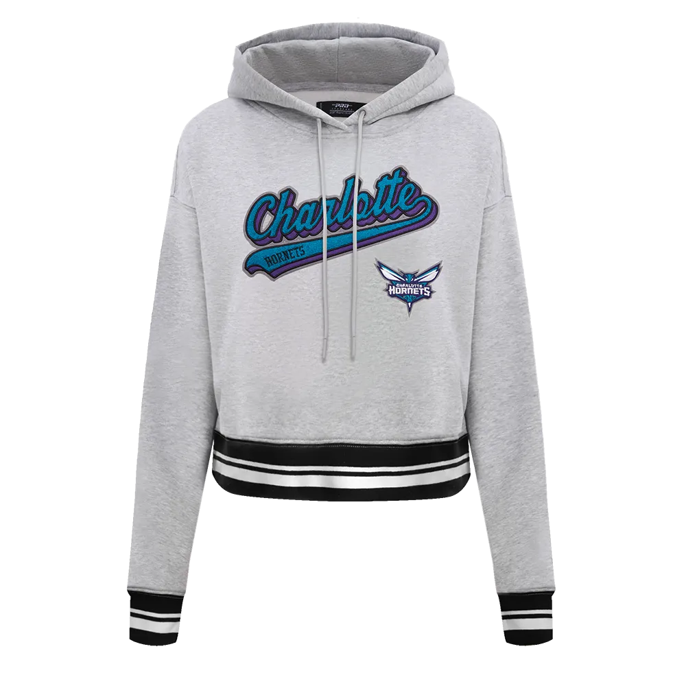 NBA CHARLOTTE HORNETS SCRIPT TAIL WOMEN'S RIB FLC CROPPED PO HOODIE (HEATHER GRAY/BLACK)